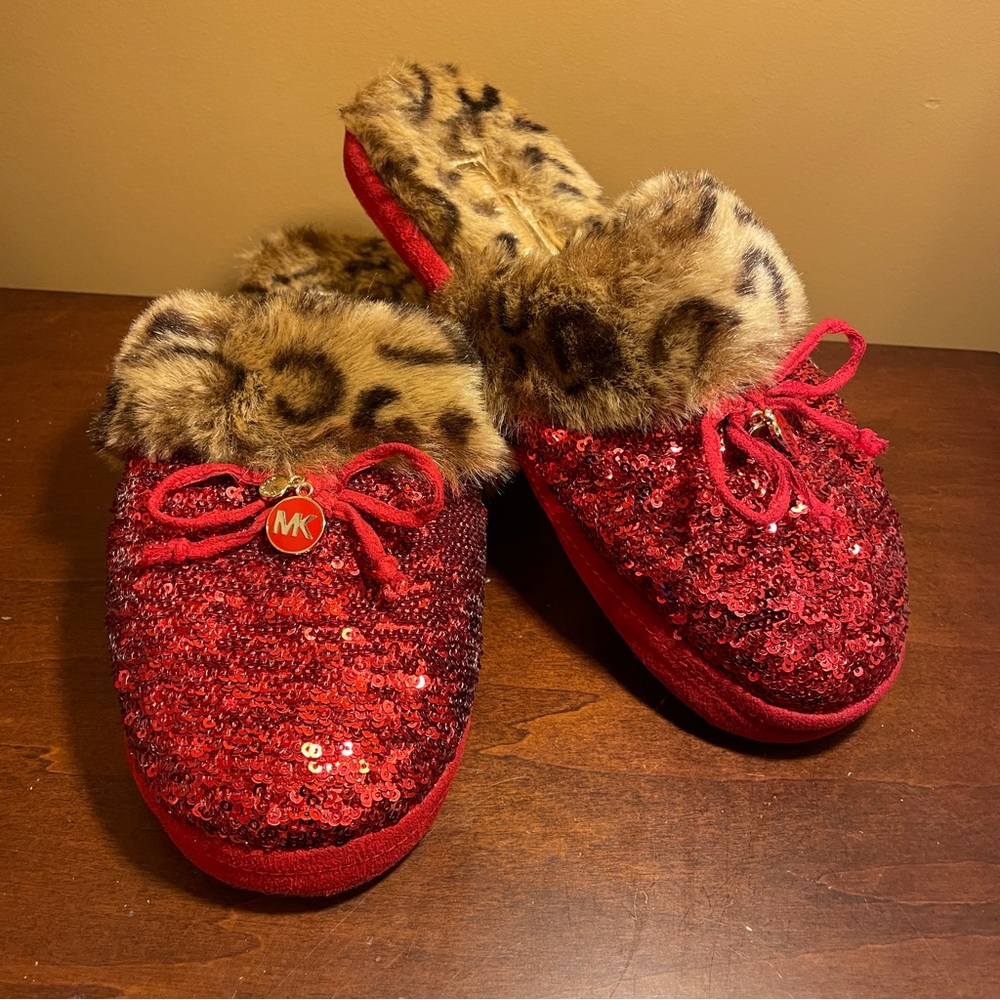 Michael Kors Red Sequin & Faux Fur Slippers, size 6